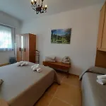 Sweet Lucy Apartment *