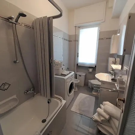 Sweet Lucy Apartment *